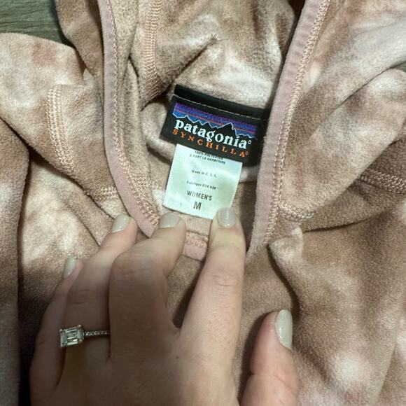 Patagonia Synchilla Micro D-Luxe Hoody Tie Dye Dusty Rose Pink M NWOT - Picture 3 of 4